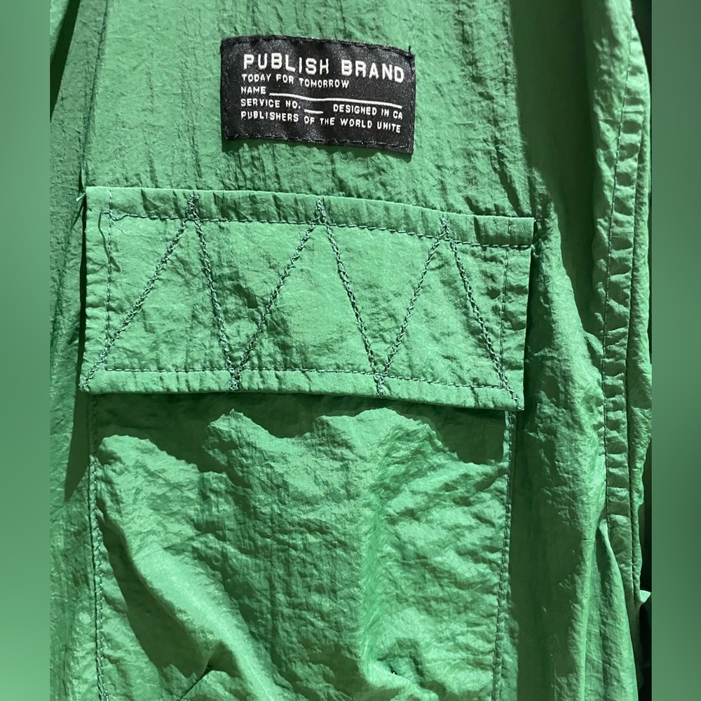 Publish brand Men’s windbreaker size medium - Picture 3 of 6
